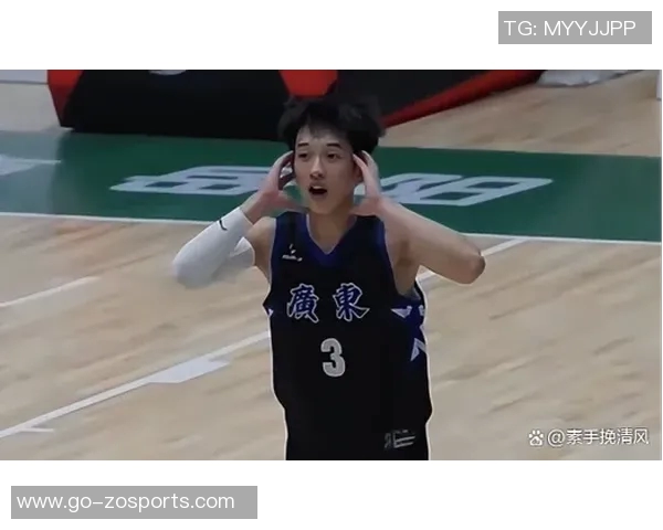 杨溢20分5篮板表现出色带领CBA星锐队战胜清华大学荣膺MVP